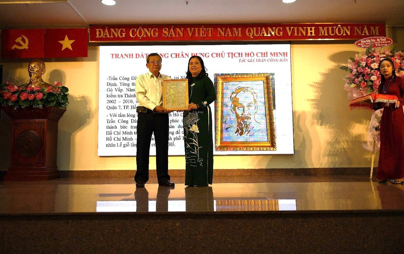 BẢO TÀNG HỒ CHÍ MINH Chi nhánh thành phố Hồ Chí Minh