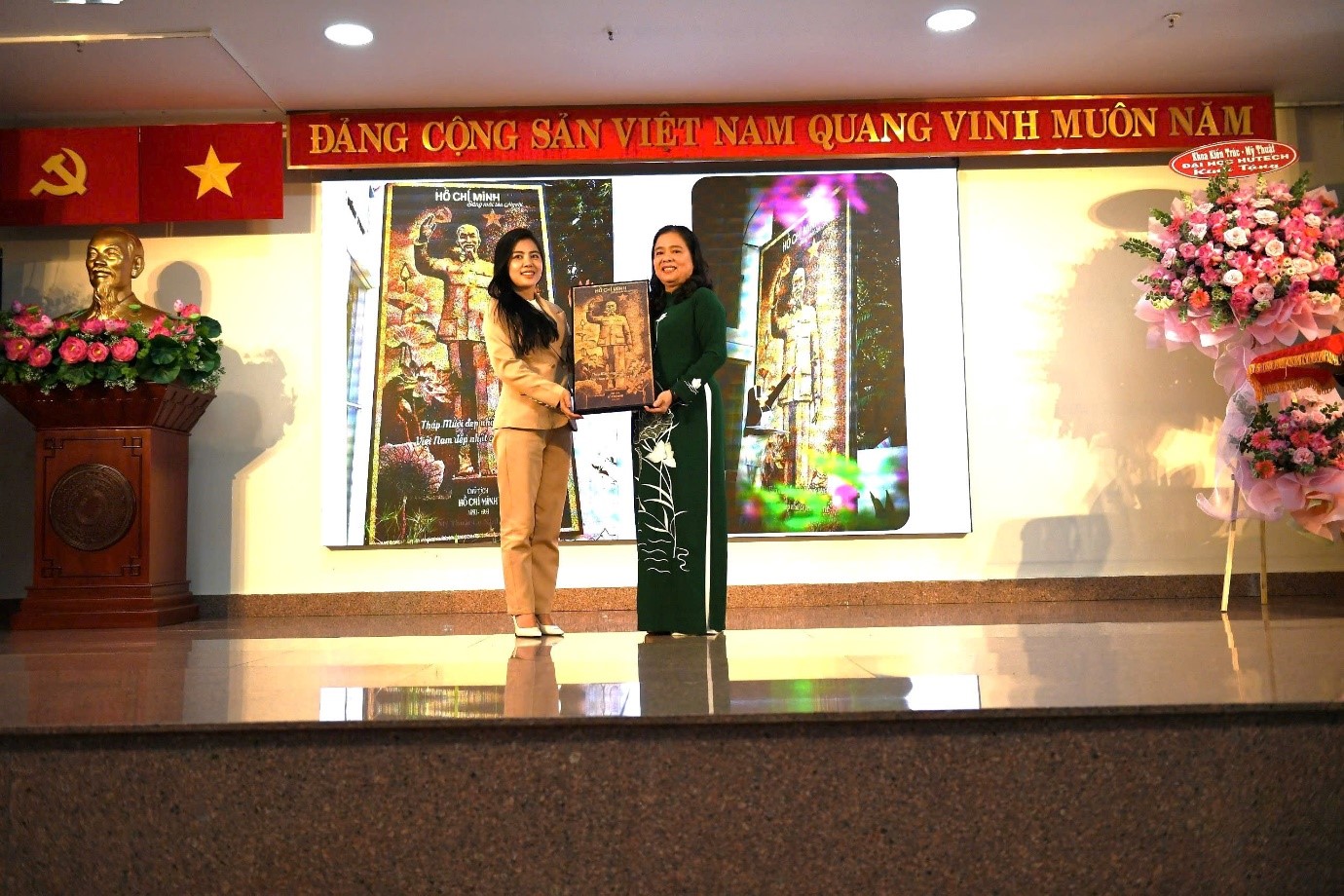 BẢO TÀNG HỒ CHÍ MINH Chi nhánh thành phố Hồ Chí Minh